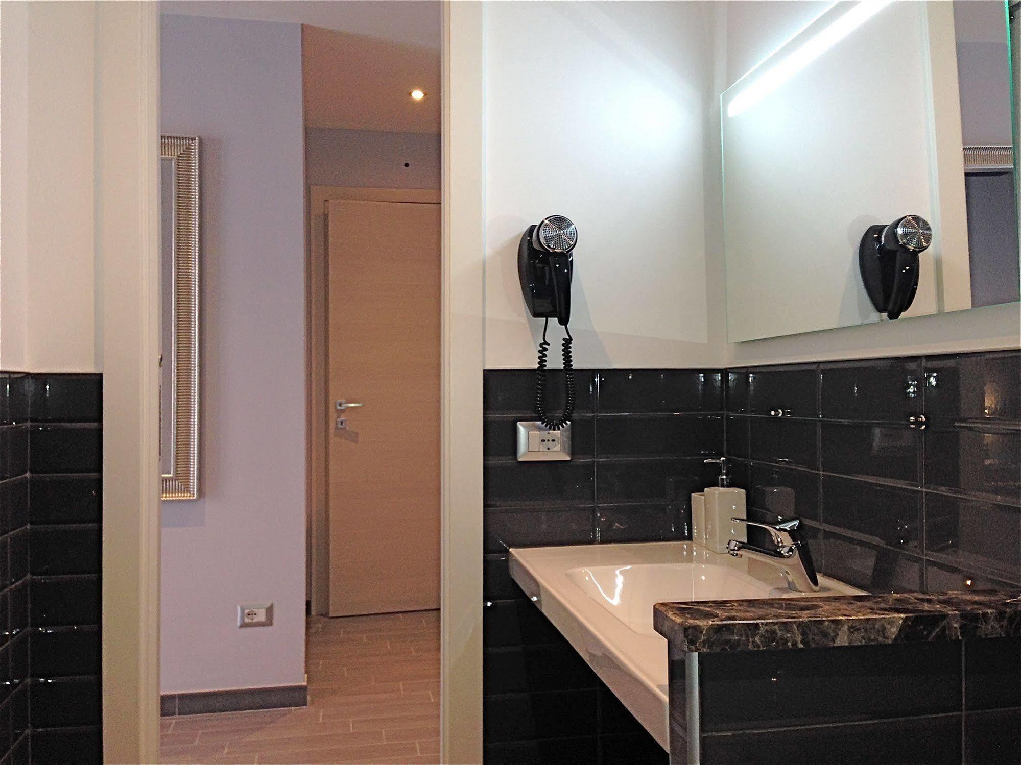 77 Bed and breakfast Roma