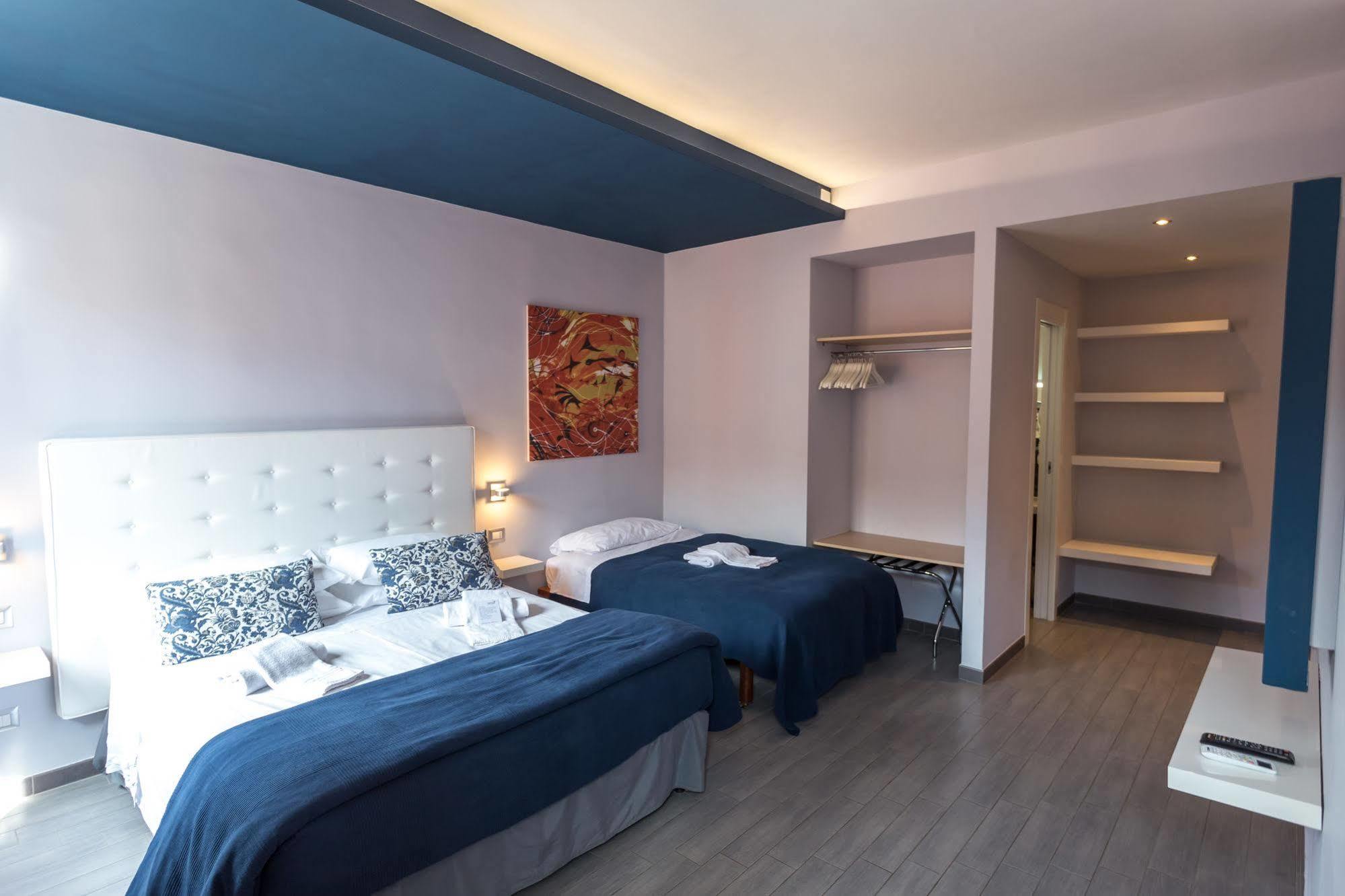 77 Bed and breakfast 2*